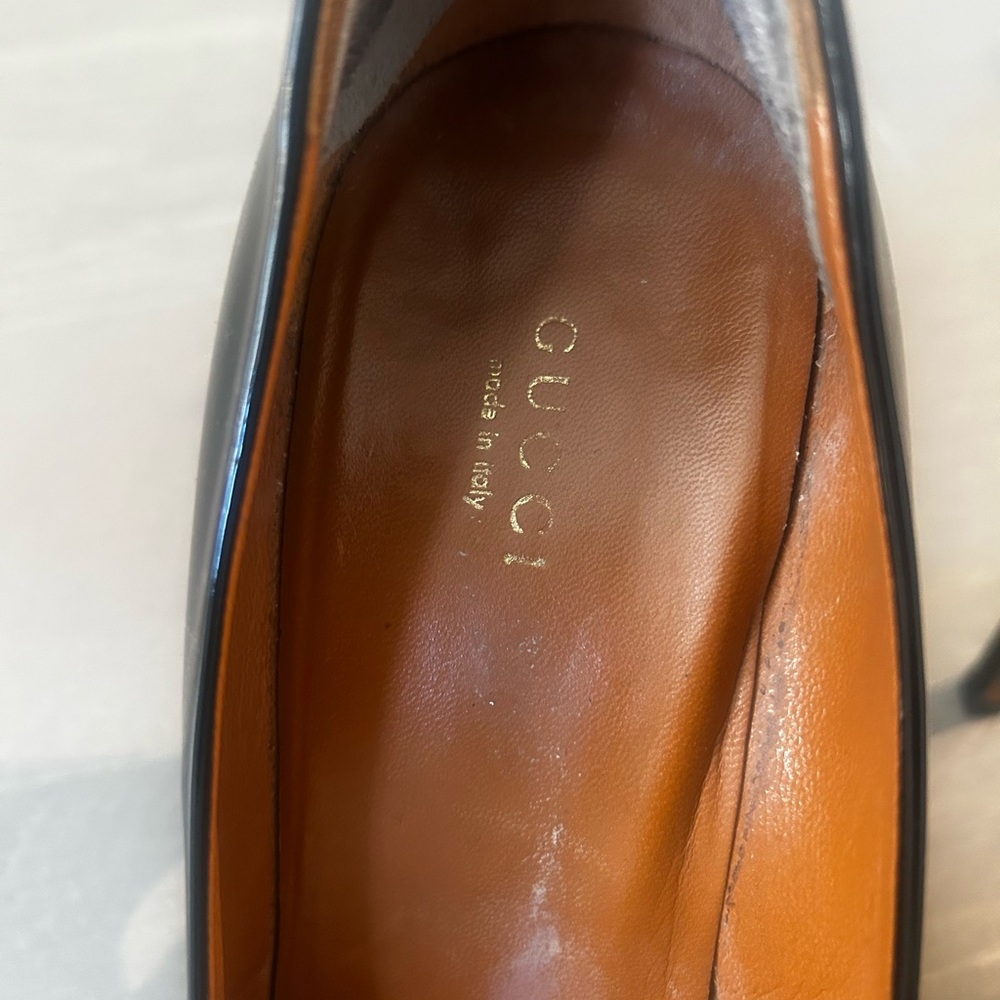 Gucci Round-Toe Heels - Picture 2 of 6